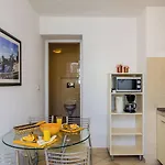 Appartement Orka *