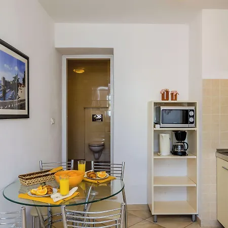 Appartement Orka *