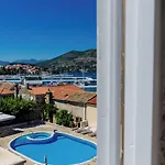 Orka Apartment