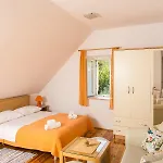 Orka Apartment *