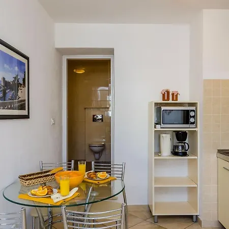 Orka Apartment
