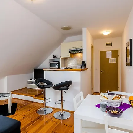 Orka Apartment