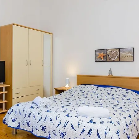 Orka Apartment