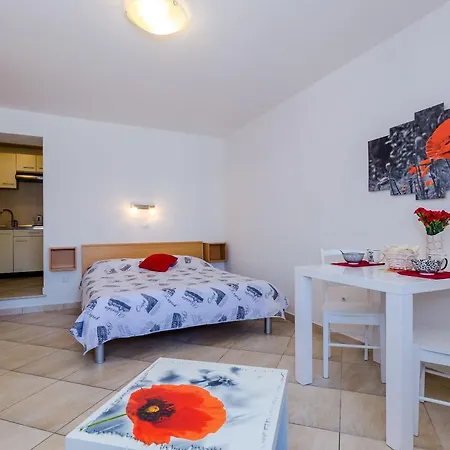 Orka Apartment *