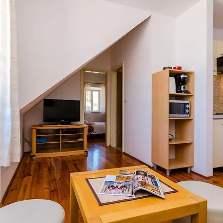 Orka Apartment
