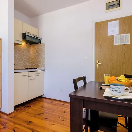 Apartamento Orka *
