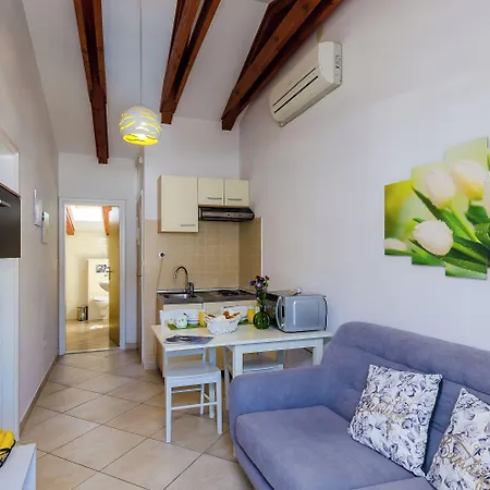 오르카 아파트먼트