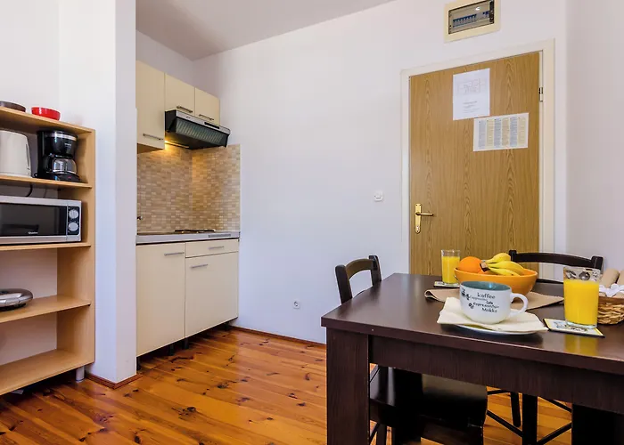 Apartman Orka *